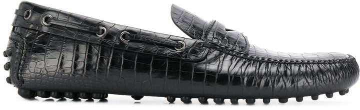 crocodile effect shoes