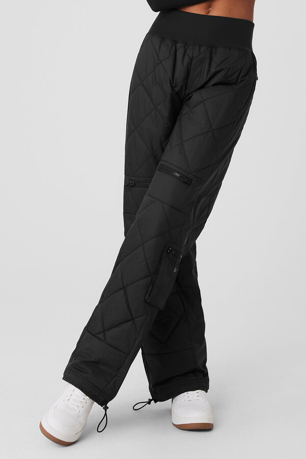 Alo Yoga High-Waist Snowrider Puffer Pants in Black, Size: Large