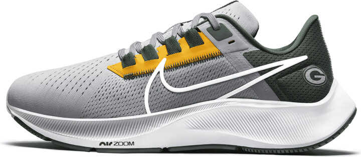 Nike Men's Pegasus 38 (NFL Green Bay Packers) Running Shoes in Grey -  ShopStyle Performance Sneakers