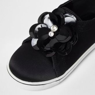 River Island Mini girls black 3D flower slip on plimsolls