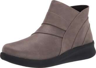 clarks celeste ankle boot