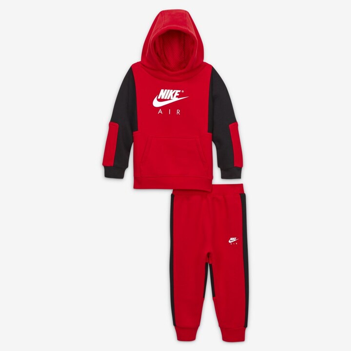 red nike set