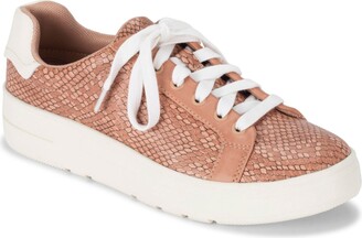 walking shoe company warehouse sale