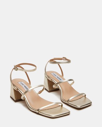 【大特価】Steve Madden ASHLYNN サンダル Steve Madden Ashlynn Gold Leather - ShopStyle Sandals