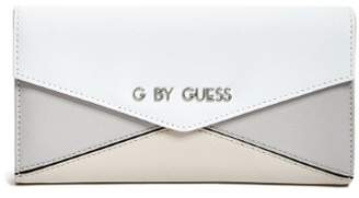 G by Guess Women's Zaylee White Envelope Wallet