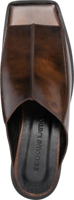 【関税込み】Eckhaus Latta ブラウン Frame ミュール Eckhaus Latta Frame leather slides - ShopStyle Flip Flop Sandals