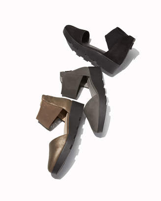 Eileen Fisher Mesh Metallic Leather Platform Comfort Sandals