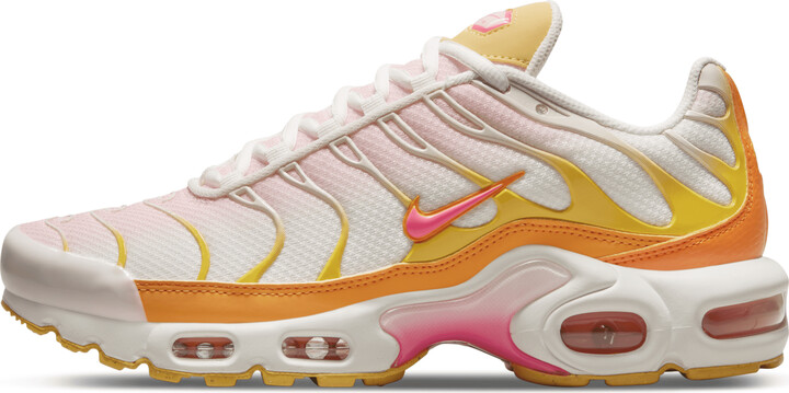 womens white air max plus