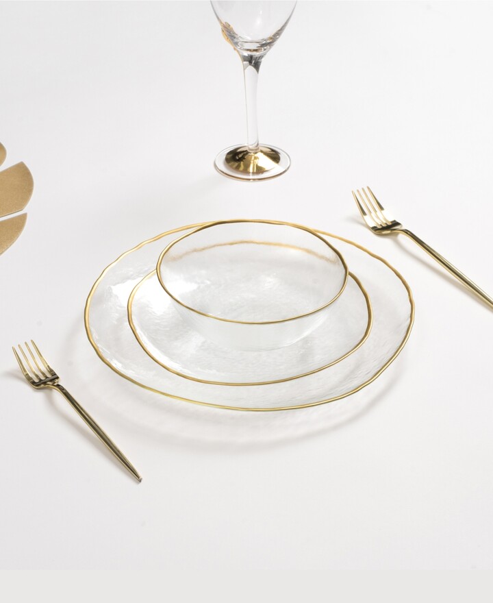 Classic Touch Dinner Plates Set of 4