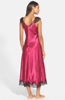 Thumbnail for your product : Oscar de la Renta Sleepwear 'Lace Luster' Nightgown