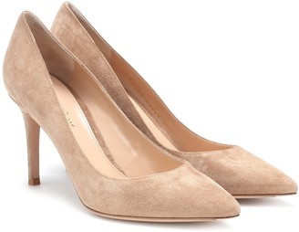 gianvito rossi beige pumps