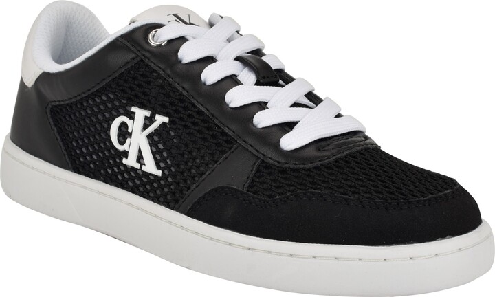 Heyra Sneaker