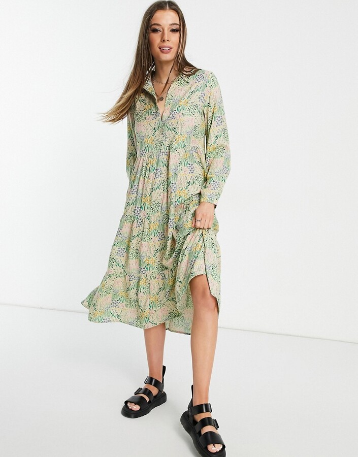 Monki Pearl tiered midi dress with collar in garden floral print - ShopStyle