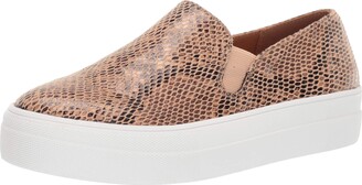 volatile women's cash wedge sneaker