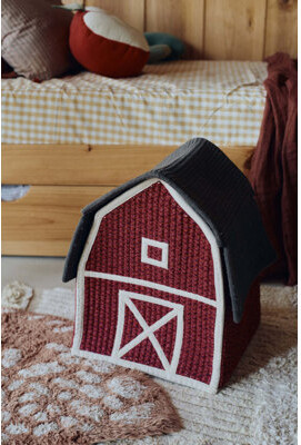 Lorena Canals Growing Up On A Farm Box