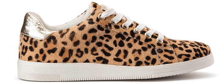 leopard trainers