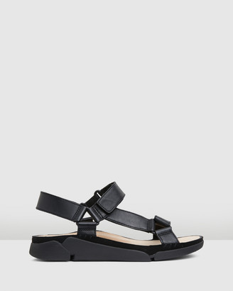 clarks sandals size 3