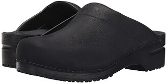 sanita men's clogs sale