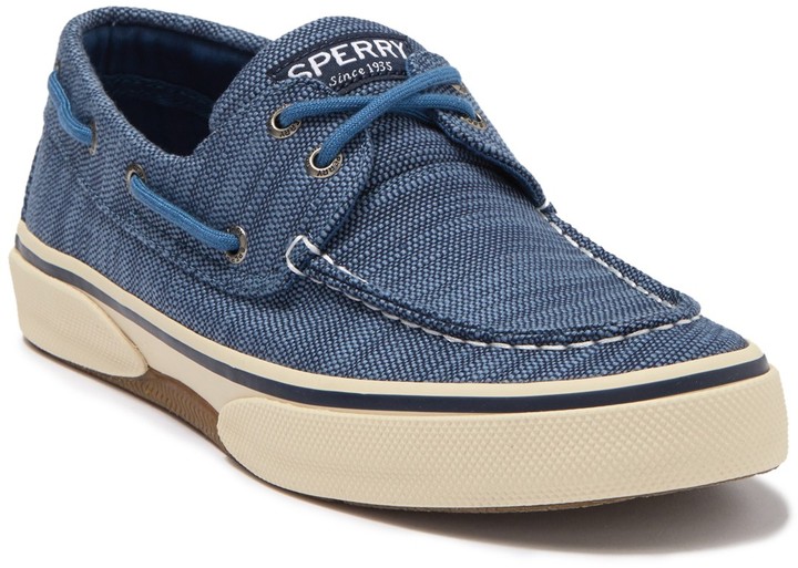 sperry halyard lace up