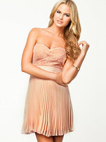 Thumbnail for your product : Elise Ryan Lace Pleated Bandeau Dress