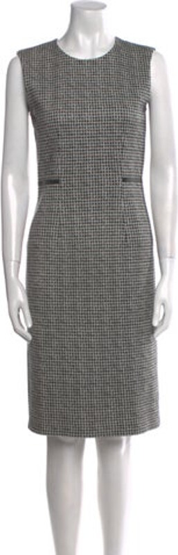 Max Mara Virgin Wool Sheath Dress Black Houndstooth Print Leather Trim Embellishment Sleeveless with Crew Neck Concealed Zip Closure at Back Designer