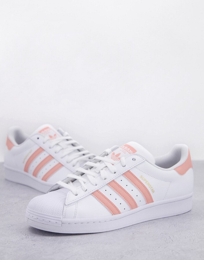 Superstar trainers in white with -
