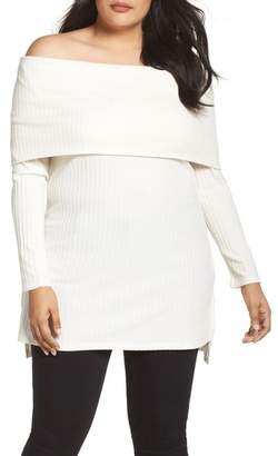 Melissa McCarthy Off the Shoulder Tunic