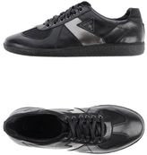 Thumbnail for your product : GUESS Low-tops & trainers