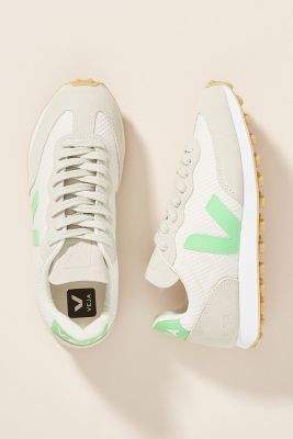 What Color Is The Tennis Shoe