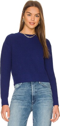 525 Crewneck Pullover Sweater