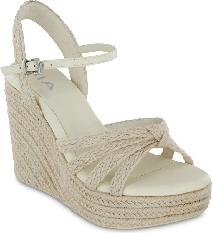mia wedges