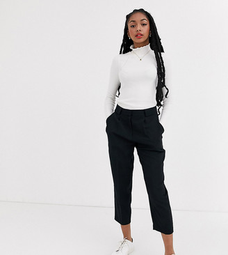 ASOS DESIGN Petite tailored smart tapered trousers