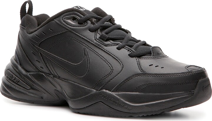 mens nike shox wide width