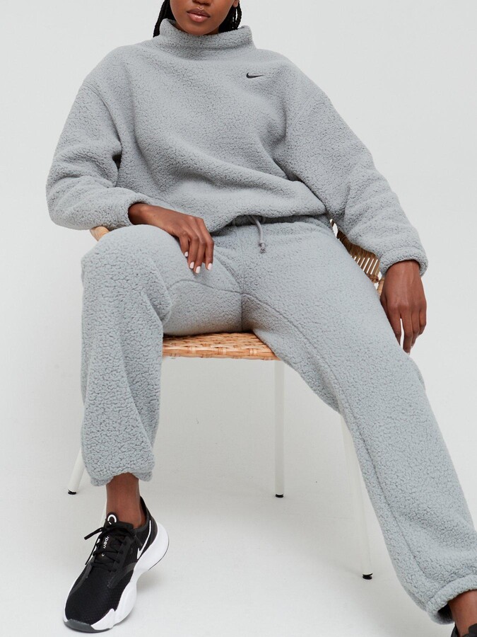 cozy nike set