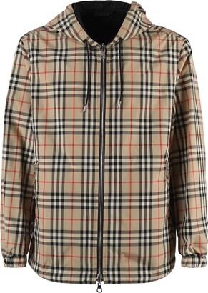 Burberry Archive beige ip chk Reversible Jacket With Vintage Check Pattern  from Reversible jacket with one side in Vintage check texture and one side  in plain black - ShopStyle