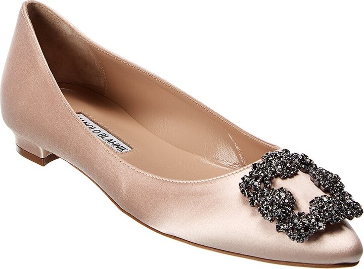 tight cropped white t shirt