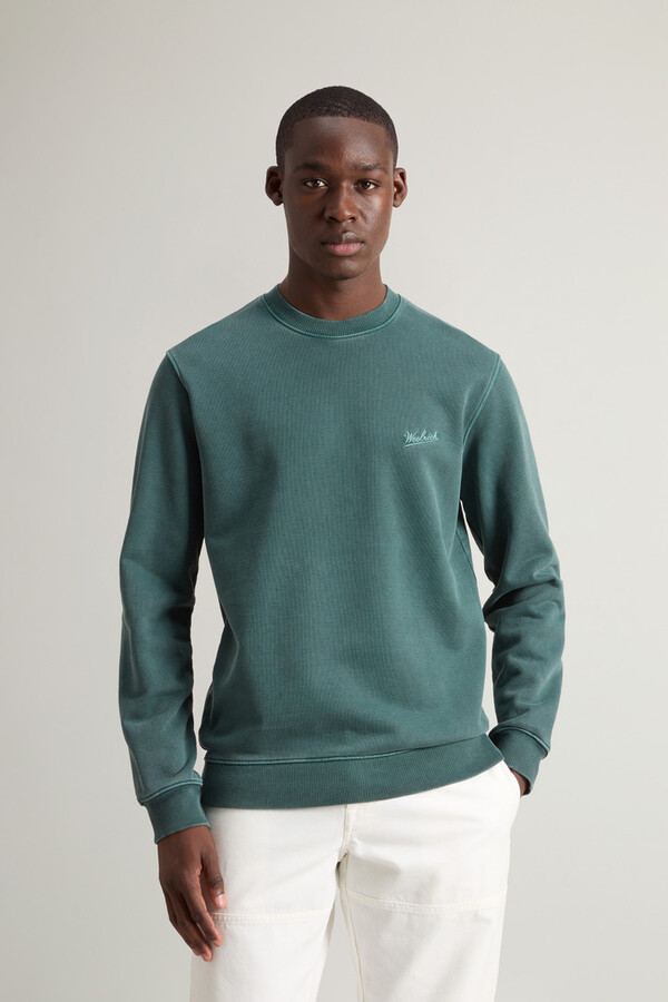 Woolrich Garment Dyed Crewneck Sweatshirt In Pure Cotton With Embroidered  Logo - ShopStyle
