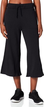Aurique Amazon Brand Women's Cropped Super Soft Sports Trousers