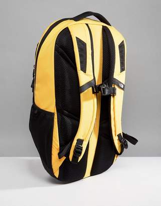 The North Face Vault Backpack 28 Litres in Yellow/Black