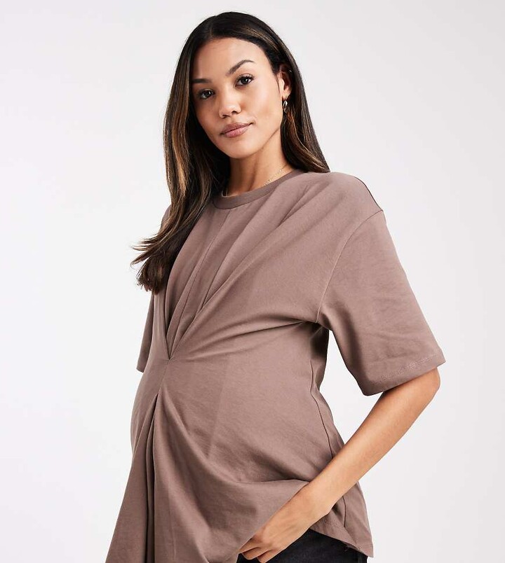 ASOS Maternity ASOS DESIGN Maternity pleat tuck detail T-shirt in mocha