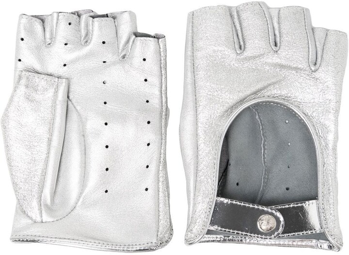 Chanel Pre-owned metallic-sheen Leather Gloves - Silver