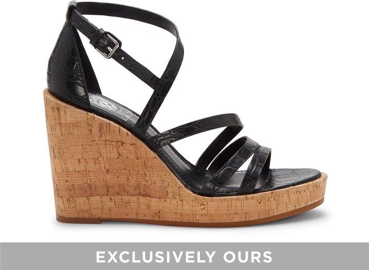 vince camuto black wedges