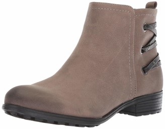 off white mountain boots