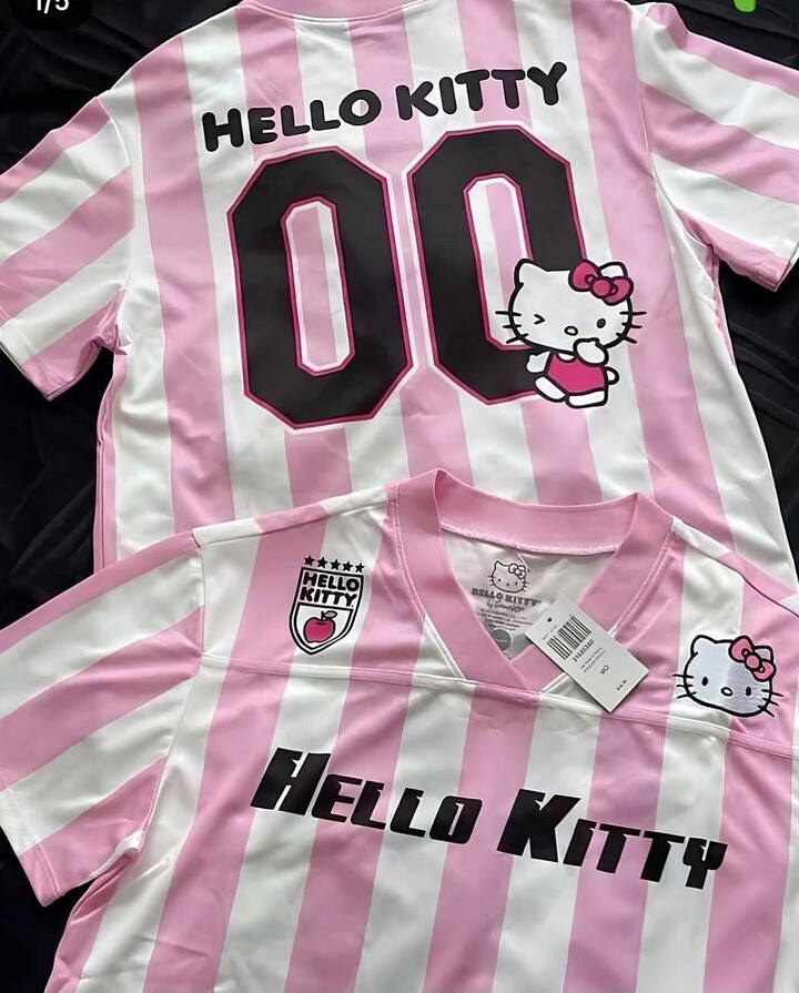 SANRIO Cartoon Hello Kitty Tshirt Fashion Sportswear Women Men V-neck Pajamas Loose Casual Lightweight Breathable Streetwear Tops
