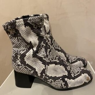 snake boots uk