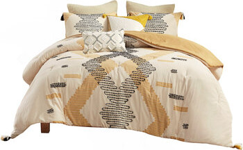 Walton King/Cal King 3 Piece Cotton Comforter Set With Geometric Print And Tassel Accents, Perfect For Modern Southwestern Decor