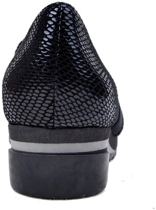 Bettye Muller Concepts Tropic Leather Platform Wedge Slip-On