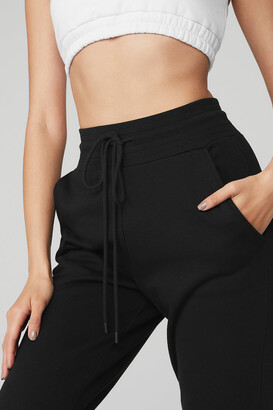 Alo Yoga 7/8 Easy Sweatpant in Black, Size: 2XS |