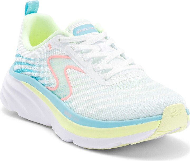 Skechers Relaxed Fit Deluxe Vapor Sneaker