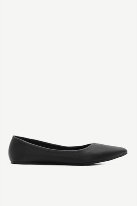 Ardene Faux Leather Pointy Flats